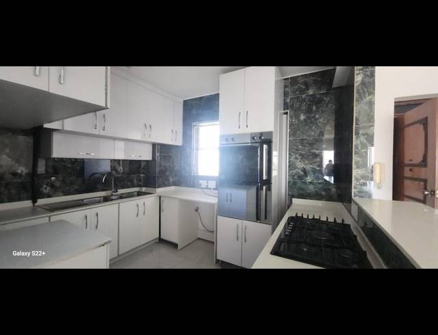 3 BEDROOM PROPERTY TO RENT IN NORTH BEACH